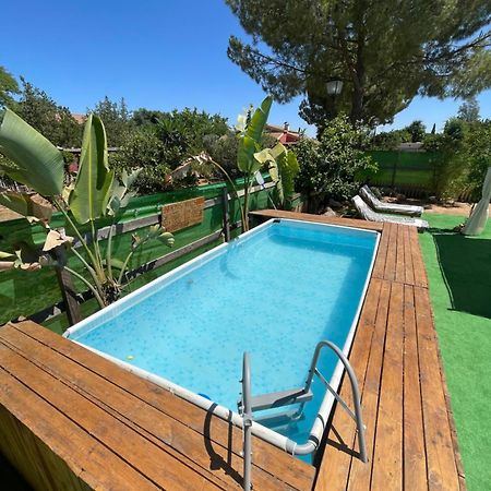 Nomada, Chalet Con Piscina En Alcala De Guadaira Luaran gambar